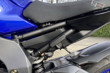 BRUUDT Sozius Fußrastenabdeckung Satz für Yamaha MT-10 (SP) Alle Baujahren