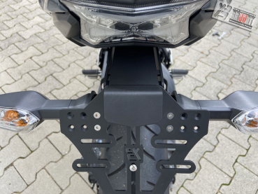 Preview: BRUUDT Kennzeichenhalter für Kawasaki Z650 und 650 Ninja ab Baujahr 2017