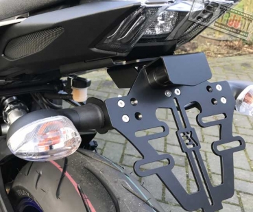 BRUUDT Kennzeichenhalter  für Yamaha MT09 2017-2020 Kurz und Verstellbar