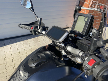 BRUUDT TomTom Rider halter für Suzuki GSX-S1000 ab 2018 und GSX-S1000F ab 2018
