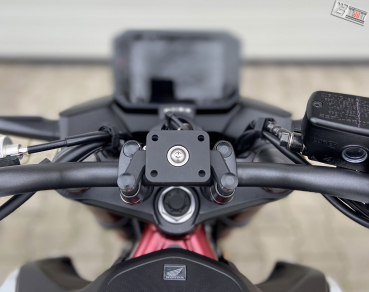 BRUUDT TomTom Rider halter für Honda CB750 Hornet ab 2023