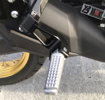 Preview: BRUUDT Sozius Fußrasten Tieferlegung Satz für Honda CB1000 1994-1995