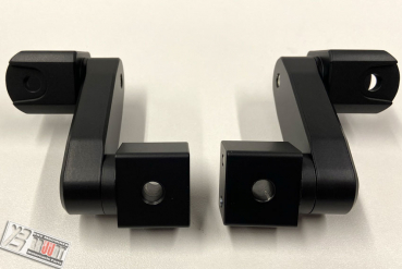 Preview: BRUUDT 10 fach verstellbare Sozius Fußrasten Satz passend für Harley Davidson Pan America