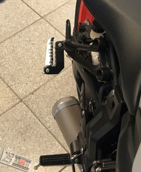 Sozius Fußrasten Tieferlegung Satz für Yamaha MT07 bis 2021