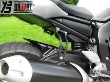 Preview: Auspuffhalter mit Loch Abdeckung für die Linke seite für Yamaha FZ1 und FZ1 Fazer ab 2006