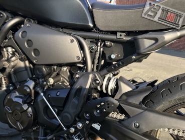BRUUDT Sozius Fußrastenabdeckung Satz für Yamaha XSR700