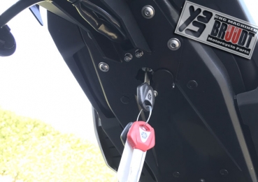 BRUUDT Kennzeichenhalter Verstellbar für Yamaha MT10