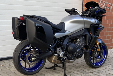 Preview: BRUUDT Kennzeichenhalter Tail Tidy für Yamaha Tracer 9 und tracer 9 GT(+) ab baujahr 2021