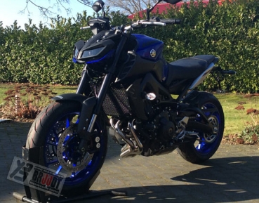 Kühlerabdeckung Schwarz für Yamaha MT-09 TRACER  BJ 2015-2020