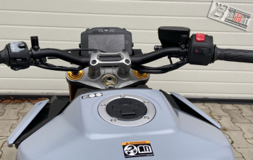 Preview: BRUUDT POM Spiegelstopfen 1x M10x1,25 Rechtsgewinde und 1x M10x1,25 Linksgewinde