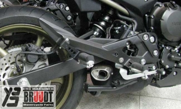 Sozius Fußrasten Tieferlegung Satz für Yamaha XJ6 und XJ6 Diversion ab 2009