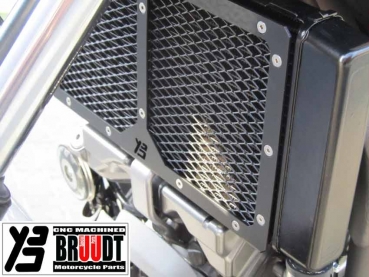 Radiator guard fort the Honda NC700 S&X and NC750S&X Black/Black