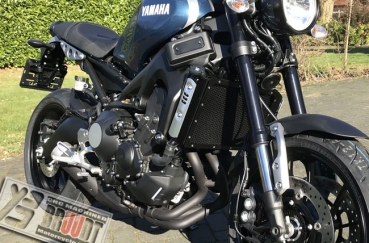 BRUUDT Kühlerabdeckung Schwarz/Schwarz für Yamaha XSR900