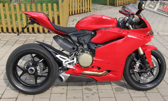 BRUUDT CNC Machined Special Parts - Kennzeichenhalter Ducati 899