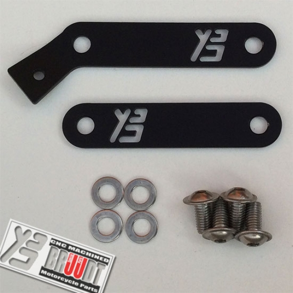 BRUUDT footrest blanking plate set for the Yamaha MT-07 version 1