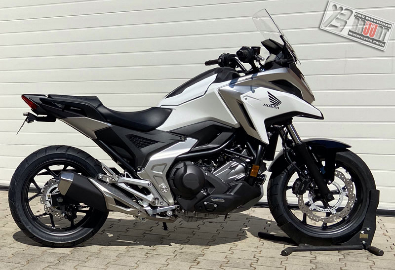 BRUUDT Kennzeichenhalter für Honda NC750X  ab BJ 2021