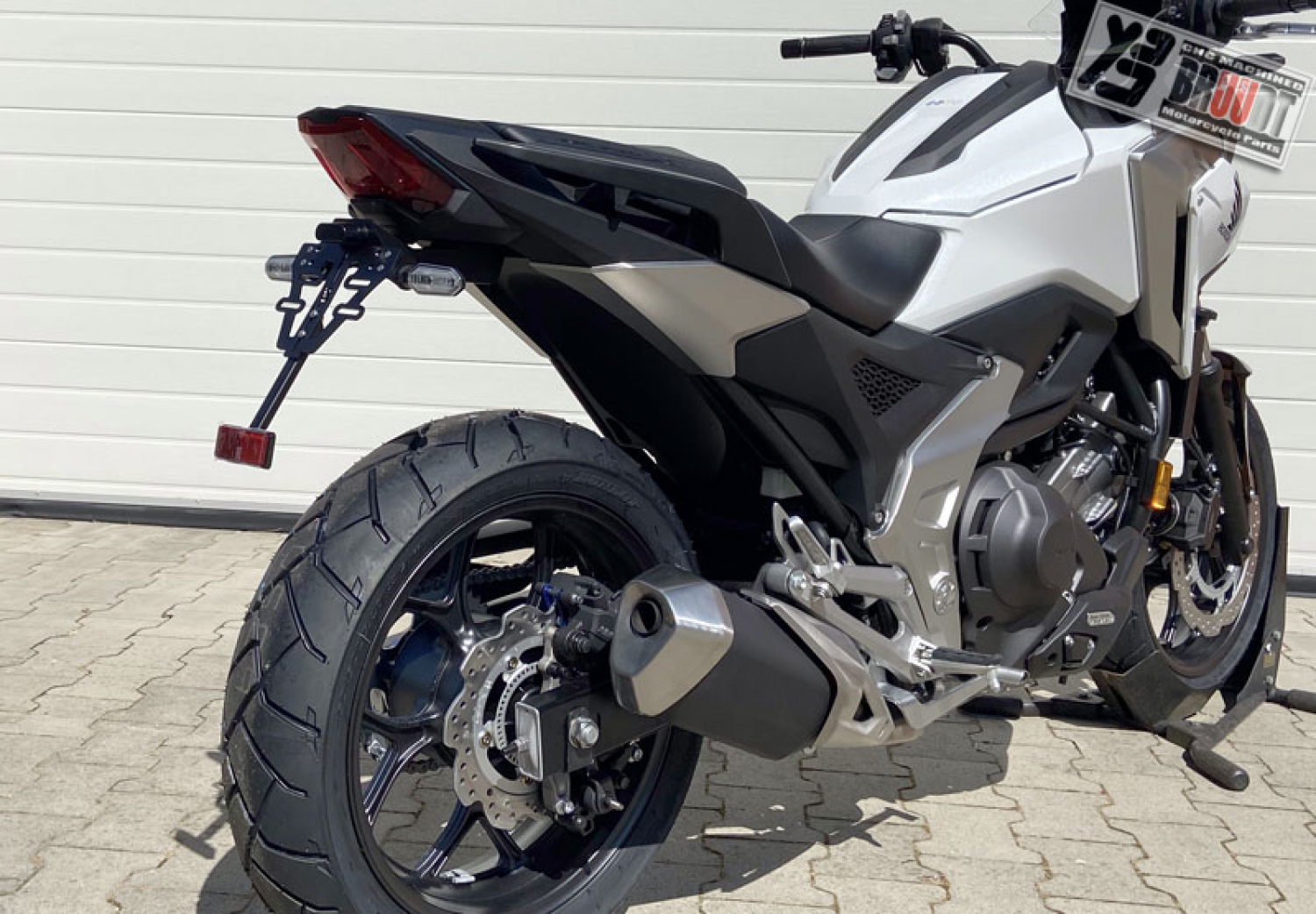 BRUUDT Kennzeichenhalter für Honda NC750X  ab BJ 2021