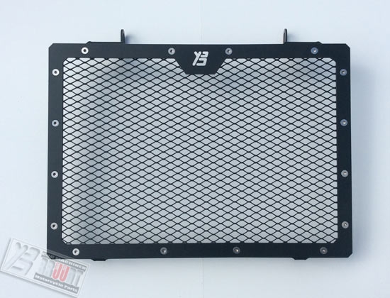 BRUUDT Radiator guard Black-Black  for the Yamaha XSR900