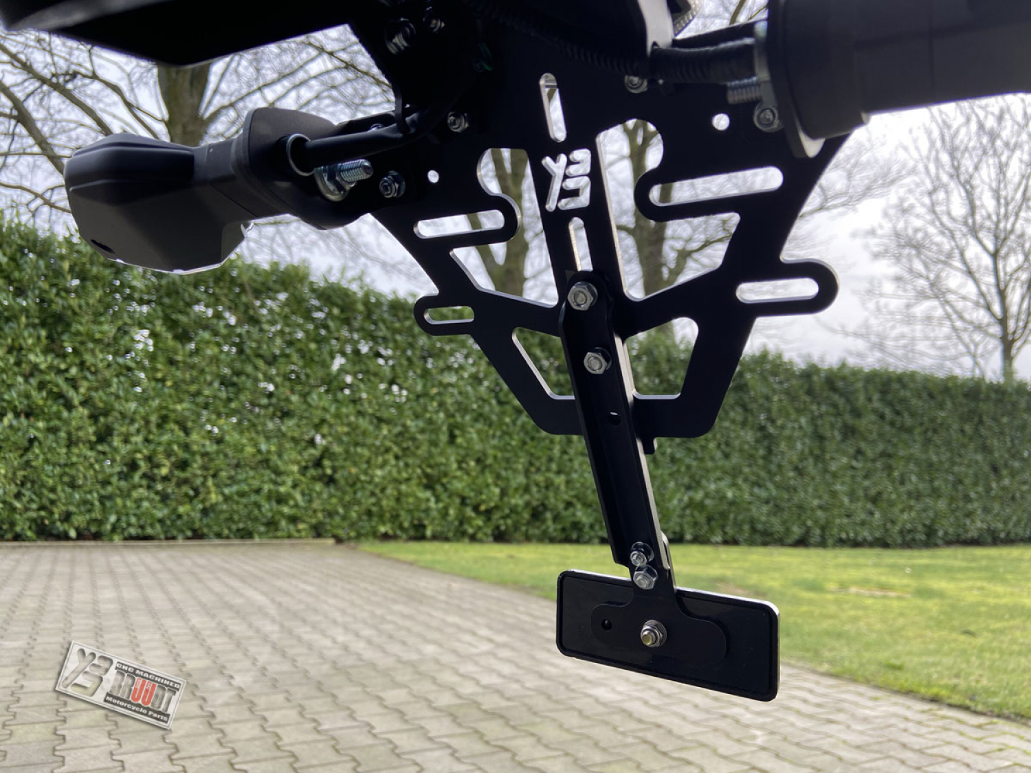 BRUUDT Kennzeichenhalter Tail Tidy für Suzuki GSX-8S und GSX-8R Kurze Version mit Rücklicht. BRUUDT Kennzeichenhalter Tail Tidy für Suzuki GSX-8S und GSX-8R Kurze Version mit Rücklicht.