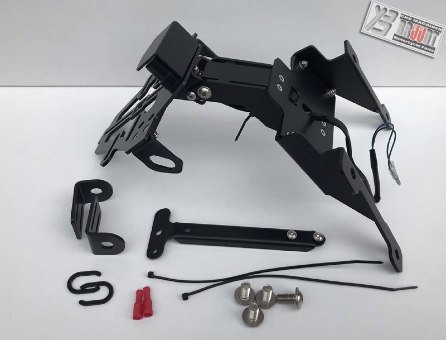 BRUUDT Kennzeichenhalter für Honda CB650R und CBR650R  2019-2020