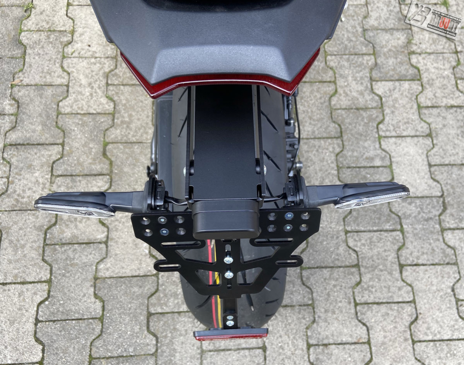 BRUUDT Kennzeichenhalter Tail Tidy Lang für Yamaha MT09 ab 2024 BRUUDT Kennzeichenhalter Tail Tidy Lang für Yamaha MT09 ab 2024