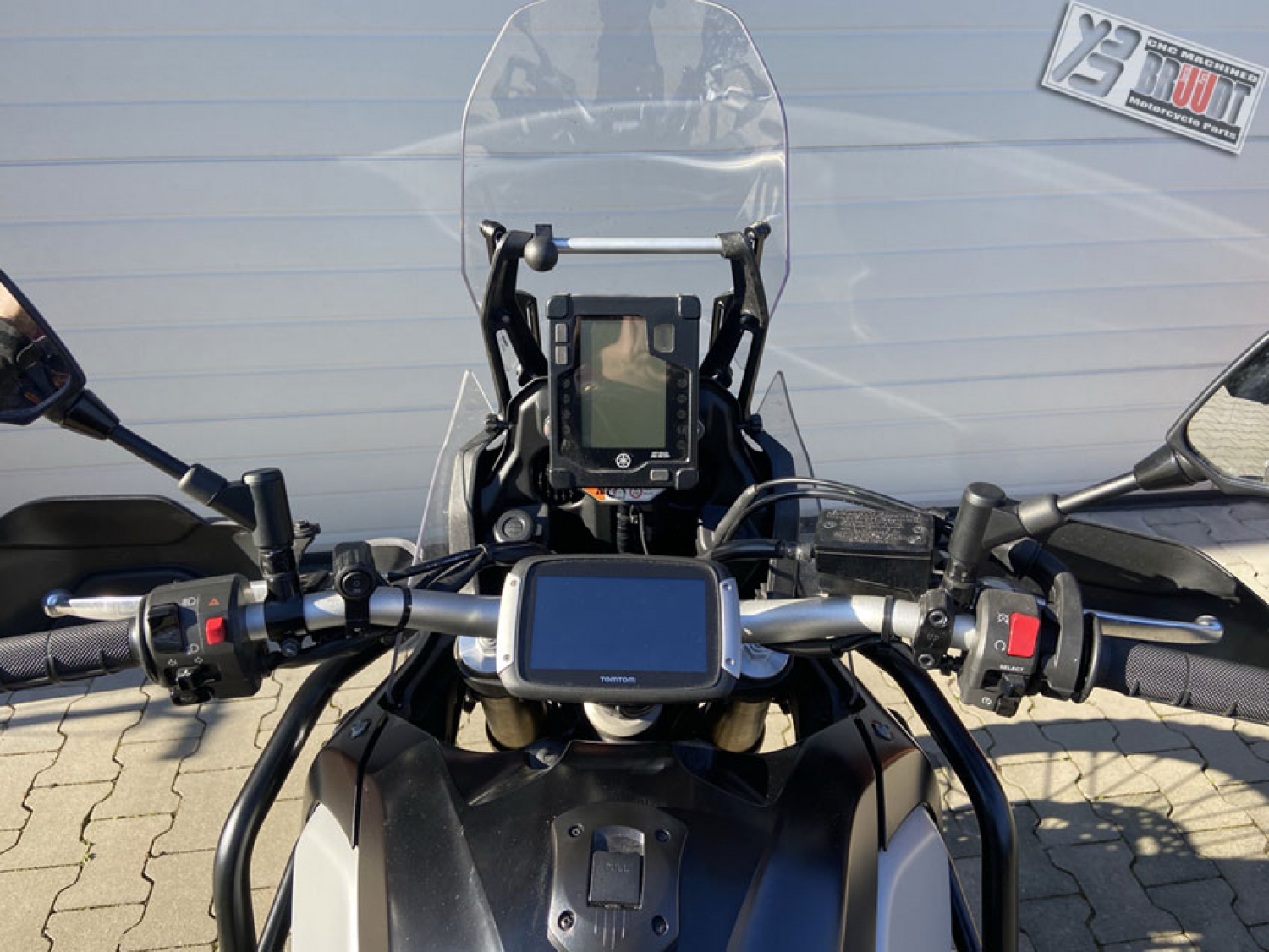 BRUUDT TomTom Rider halter für Honda CB1000R ab 2018