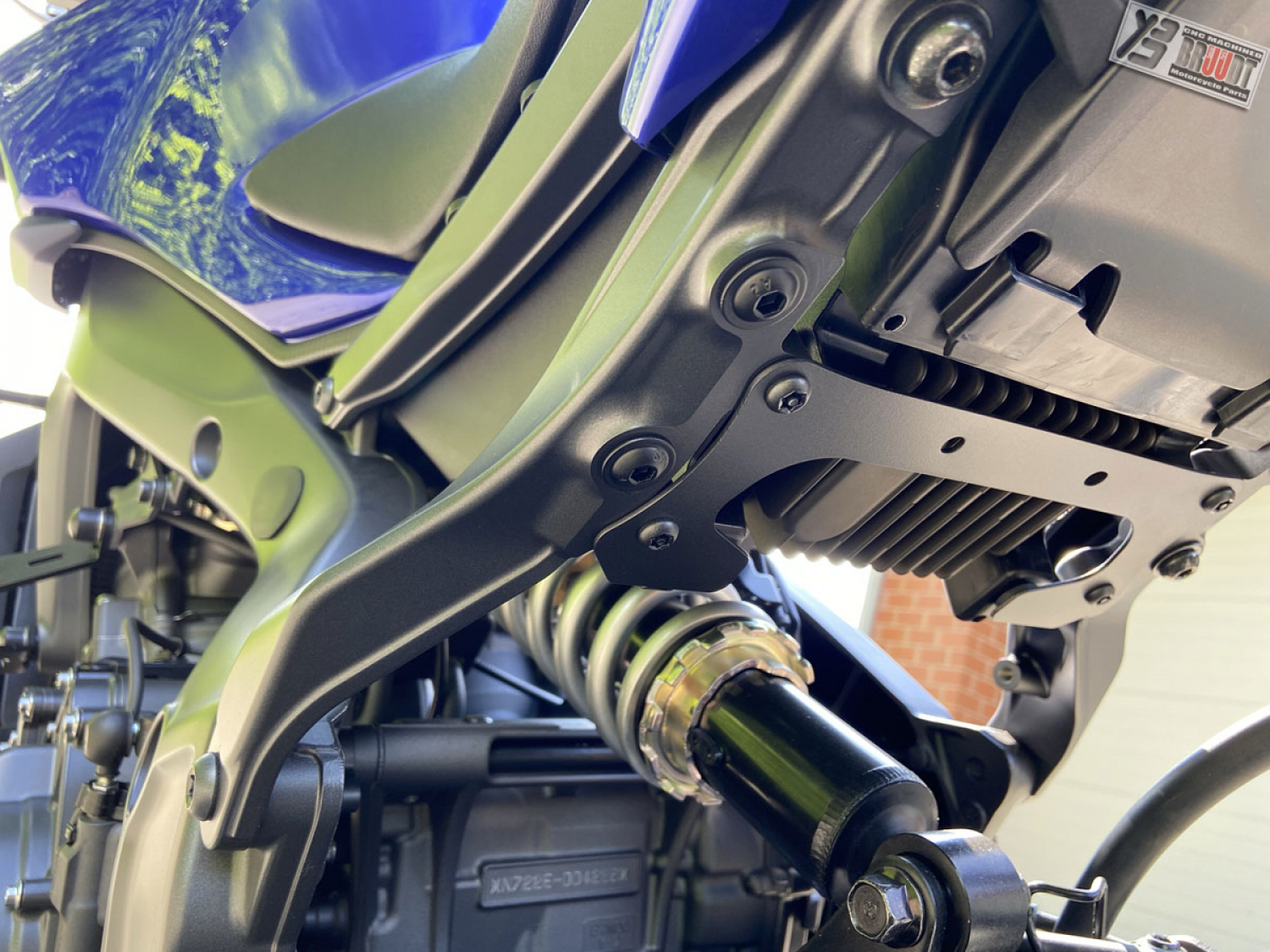 BRUUDT Sozius Fußrastenabdeckung Satz für Yamaha MT-09 ab baujahr 2024