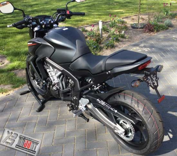 BRUUDT Kennzeichenhalter für Honda CB650F und CBR650F Für Original Blinker und Mini Blinker. BRUUDT Kennzeichenhalter für Honda CB650F und CBR650F Für Original Blinker und Mini Blinker.