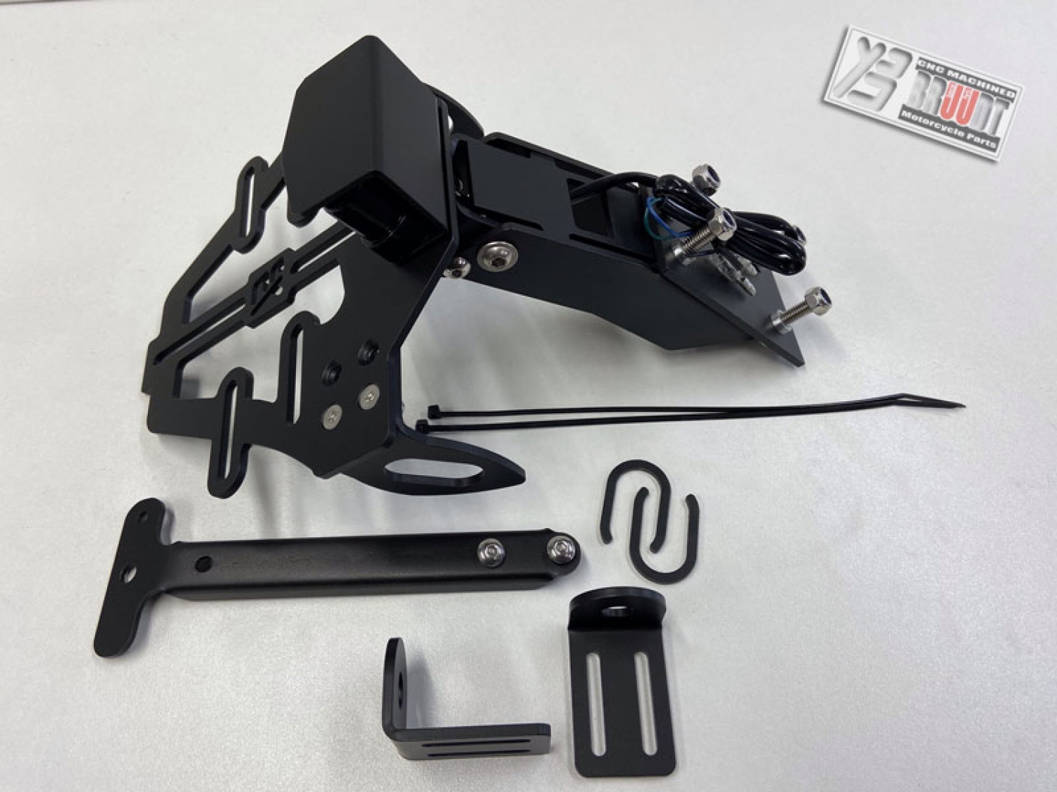 BRUUDT CNC Machined Special Parts - Kennzeichenhalter passend für die Honda  CB500F und CBR500R ab 2016