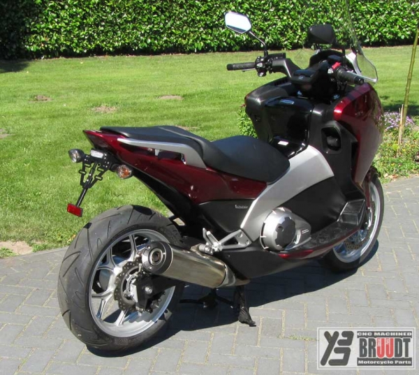 BRUUDT Kennzeichenhalter für Honda Integra 700 ab 2012 für Mini oder Original Blinker