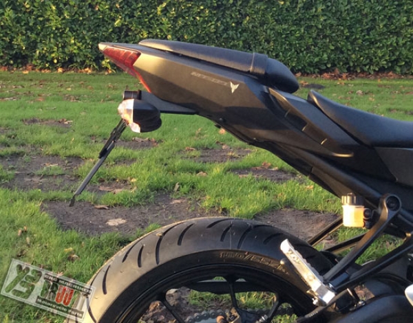 BRUUDT Kennzeichenhalter für Yamaha MT-07 inklusive Kennzeichenbeleuchtung 2014-2020 BRUUDT Kennzeichenhalter für Yamaha MT-07 inklusive Kennzeichenbeleuchtung 2014-2020