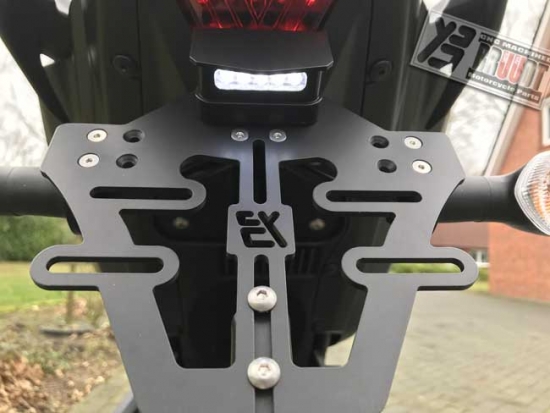 BRUUDT Kennzeichenhalter  für Yamaha MT-03 UND YZF-R3  ab 2015