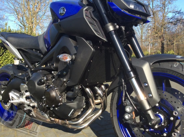 Kühlerabdeckung Schwarz für Yamaha MT-09 TRACER  BJ 2015-2020