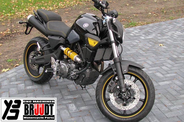 Kühlerabdeckung Schwarz/Silber für Yamaha MT-03 Baujahr 2006-2014