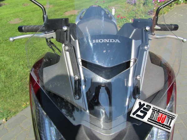 BRUUDT Windschildverstellung für Honda Integra 700 und 750 alle baujahren
