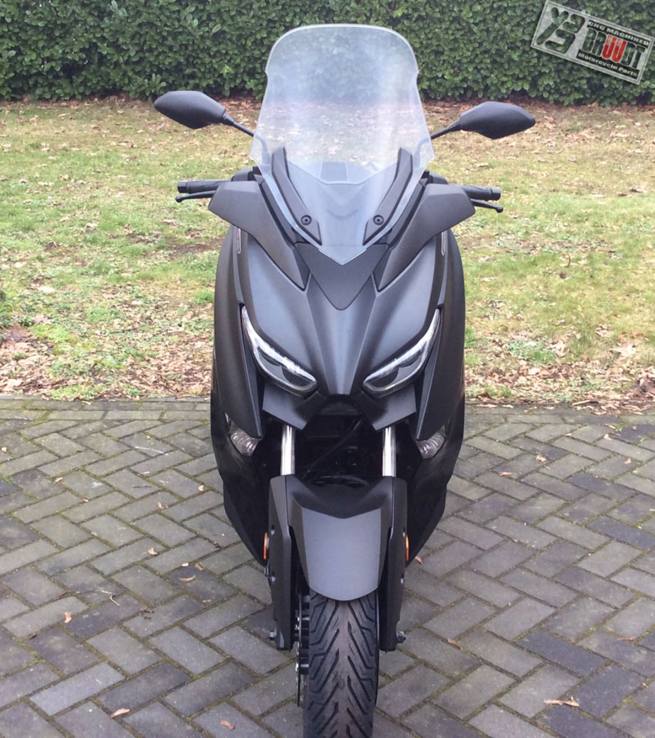 BRUUDT Windschildverstellung für Yamaha X-Max 300 und 400