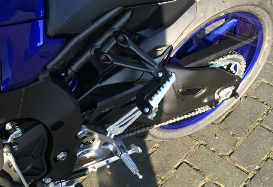Sozius Fußrasten Tieferlegung Satz für Yamaha MT-10 und MT-10SP alle Jahren